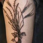 Фото тату колос пшеницы от 07.08.2018 №017 - tattoos ear of wheat - tatufoto.com