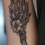 Фото тату колос пшеницы от 07.08.2018 №025 - tattoos ear of wheat - tatufoto.com