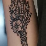 Фото тату колос пшеницы от 07.08.2018 №077 - tattoos ear of wheat - tatufoto.com
