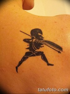 Фото тату копье 22.08.2018 №046 - spear tattoo - tatufoto.com