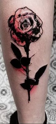 Фото тату красная роза от 08.08.2018 №075 — red rose tattoo — tatufoto.com