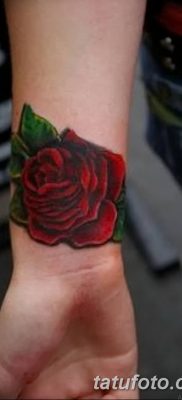Фото тату красная роза от 08.08.2018 №107 — red rose tattoo — tatufoto.com