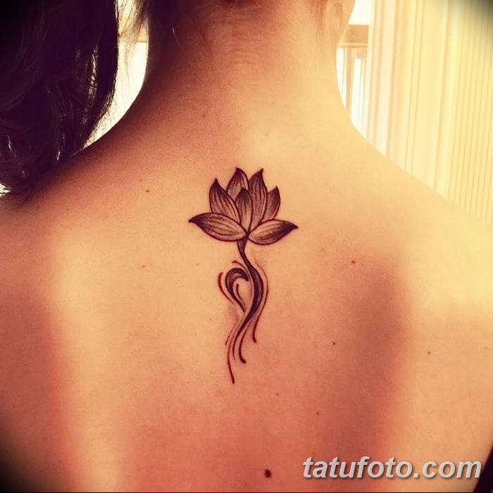 Фото тату лотос для девушки от 07.08.2018 №034 — lotus tattoo for girl — tatufoto.com