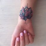 Фото тату лотос для девушки от 07.08.2018 №133 - lotus tattoo for girl - tatufoto.com