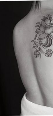 Фото тату лотос для девушки от 07.08.2018 №199 — lotus tattoo for girl — tatufoto.com