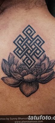Фото тату лотос для девушки от 07.08.2018 №200 — lotus tattoo for girl — tatufoto.com
