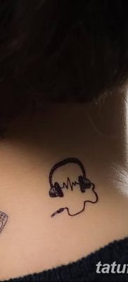 Фото тату наушники 28.08.2018 №050 — tattoo headphones — tatufoto.com