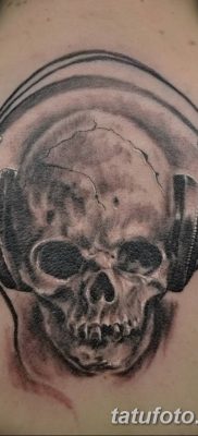 Фото тату наушники 28.08.2018 №070 — tattoo headphones — tatufoto.com