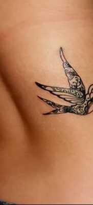 Фото тату птицы для девушек от 07.08.2018 №093 — bird tattoo for girls — tatufoto.com