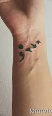 Фото тату птицы на запястье 17.08.2018 №173 — tattoo of a bird on the wrist — tatufoto.com
