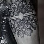 Фото черно-белые тату от 08.08.2018 №240 - black and white tattoos - tatufoto.com