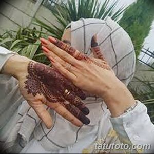 Фото тату хной на руках, сложный восточный узор, коричневые тона, детальная проработка, идеи для тату, мастер тату.