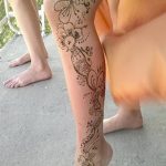 Фото Мехенди на голени от 17.09.2018 №088 - Mehendi on the lower leg - tatufoto.com