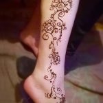 Фото Мехенди на голени от 17.09.2018 №138 - Mehendi on the lower leg - tatufoto.com