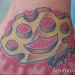 Фото тату кастет от 11.09.2018 №047 - tattoo brass knuckles - tatufoto.com