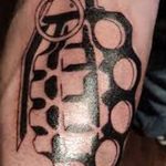 Фото тату кастет от 11.09.2018 №129 - tattoo brass knuckles - tatufoto.com