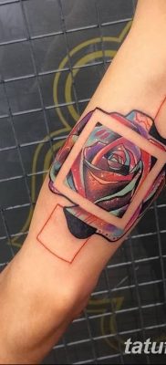 Rose Arm Tattoos Tumblr Abstract Square Rose Tattoo On The Inner