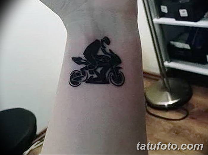 Тату мотор от мотоцикла