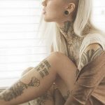 Фото Красивые девушки с тату 27.10.2018 №237 - Beautiful girls with tattoos - tatufoto.com