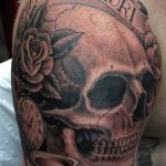 Фото рисунка Тату Memento Mori 31.10.2018 №056 - Tattoo Memento Mori - tatufoto.com