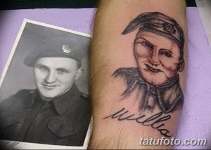 Фото тату: реалистичный портрет ветерана в военной форме с подписью 'Willie' под изображением.