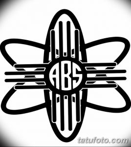 Фото тату с абстрактным дизайном, включающим логотип ABS, выполненное в черном цвете.
