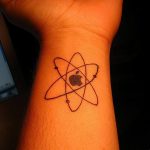 Фото рисунка тату атом 06.10.2018 №118 - tattoo atom - tatufoto.com