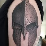 Фото рисунка тату шлем спартанца 09.10.2018 №091 - spartan helmet tattoo - tatufoto.com