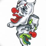 Фото тату: яркая и необычная татуировка с двумя лицами клоуна, выполненная в стиле олд скул. Забавный и оригинальный рисунок.