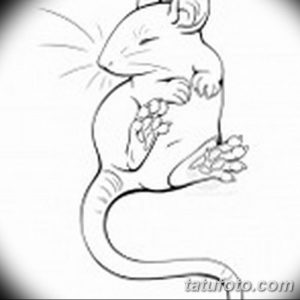 Фото тату: милый эскиз татуировки с изображением мышки, выполненный черными линиями. Подходит для любителей животных.