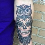 Фото тату сова с черепом 15.10.2018 №062 - owl tattoo with skull - tatufoto.com