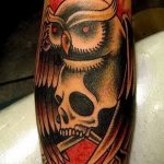 Фото тату сова с черепом 15.10.2018 №097 - owl tattoo with skull - tatufoto.com