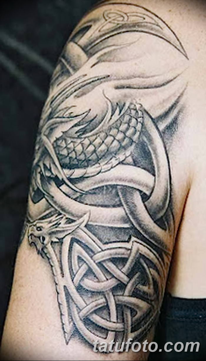 Кельтский дракон на плече