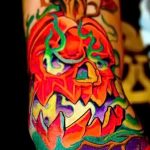 Фото рисунка Яркой татуировки 11.11.2018 №024 - photo Bright tattoo - tatufoto.com