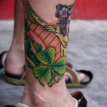 Фото рисунка тату на ноге 26.11.2018 №086 - photo of tattoo on leg - tatufoto.com