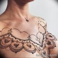 фото рисунка Мехенди на женской груди 30.11.2018 №016 - Mehendi breast - tatufoto.com