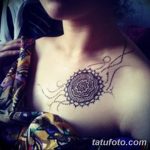 фото рисунка Мехенди на женской груди 30.11.2018 №037 - Mehendi breast - tatufoto.com