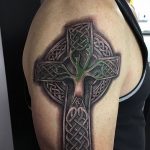 celtic cross tattoo ideas Lovely Shoulder tattoo Tree of Life Je