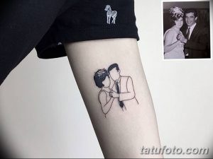 Фото тату, выполненное в технике line work, изображает пару на свадьбе. Эскиз татуировки повторяет старую черно-белую фотографию, символизируя любовь и память.