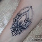 фото рисунка тату в стиле графика 14.11.2018 №071 - tattoo style graphics - tatufoto.com