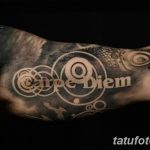 фото рисунка тату надписи Carpe diem 16.11.2018 №003 - tattoo carpe diem - tatufoto.com