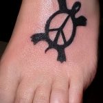 фото рисунка тату пацифизм - знак мира 14.11.2018 №129 - Tattoo pacifism - tatufoto.com