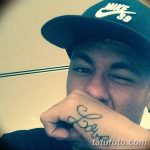фото рисунка тату футболиста Неймара 16.11.2018 №025 - tattoo Neymar - tatufoto.com
