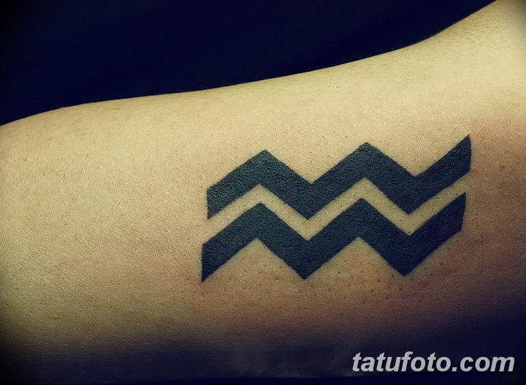 Фото пример татуировки со знаком зодиака 2018 12