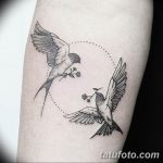 фото тату ласточка для девушки 24.12.2018 №179 - tattoo swallow for a girl - tatufoto.com