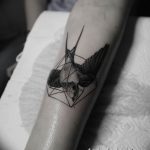 фото тату ласточка для девушки 24.12.2018 №291 - tattoo swallow for a girl - tatufoto.com