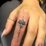 фото тату на пальцах 16.12.2018 №011 - photo tattoo on fingers - tatufoto.com
