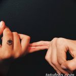 фото тату на пальцах 16.12.2018 №090 - photo tattoo on fingers - tatufoto.com