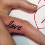 фото тату на пальцах 16.12.2018 №099 - photo tattoo on fingers - tatufoto.com