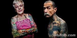 Фото тату: пожилая женщина с яркими, красочными татуировками на обеих руках, с изображением бабочек, цветов и узоров.
